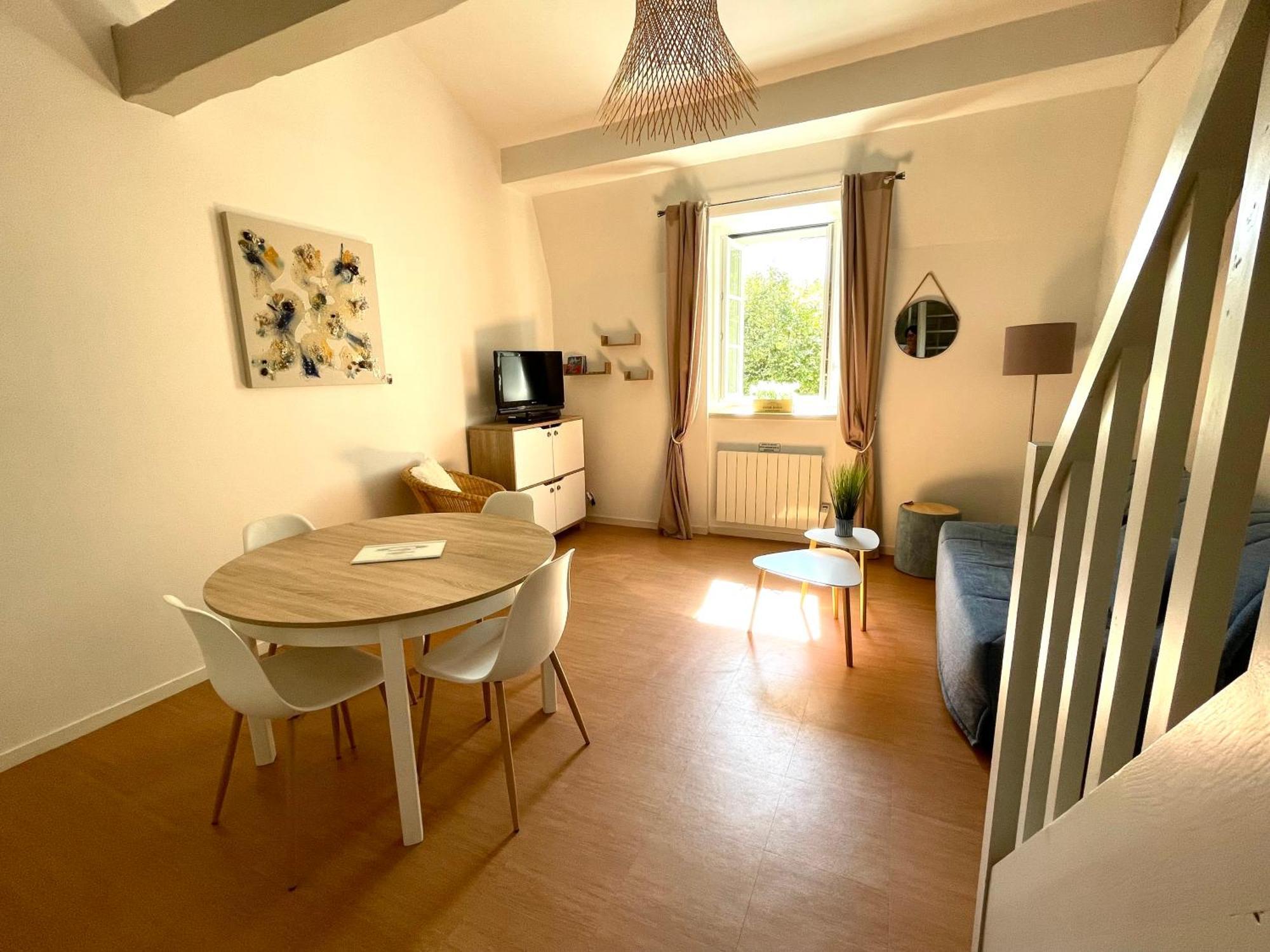 Proche Cure Thermale ,2 Couchages 160, Duplex 39M2 Rochefort  Kültér fotó